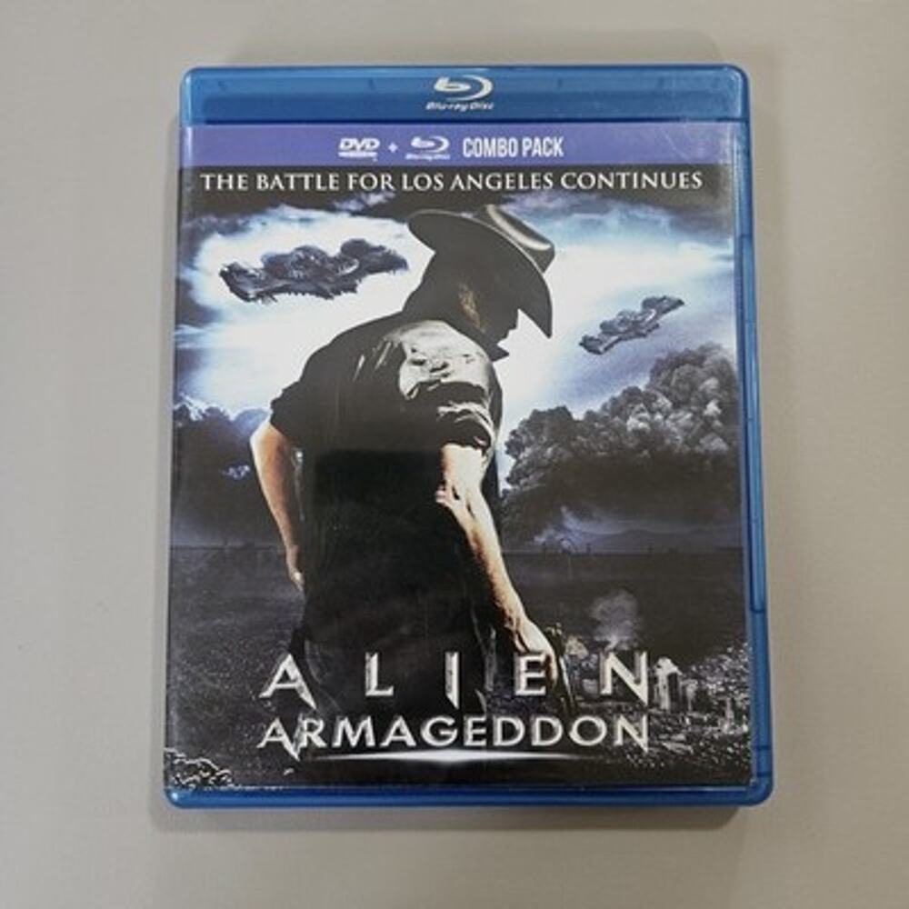 Alien Armageddon (Blu-ray/DVD Combo, 2011 2 Disc Set) Sci Fi Movie